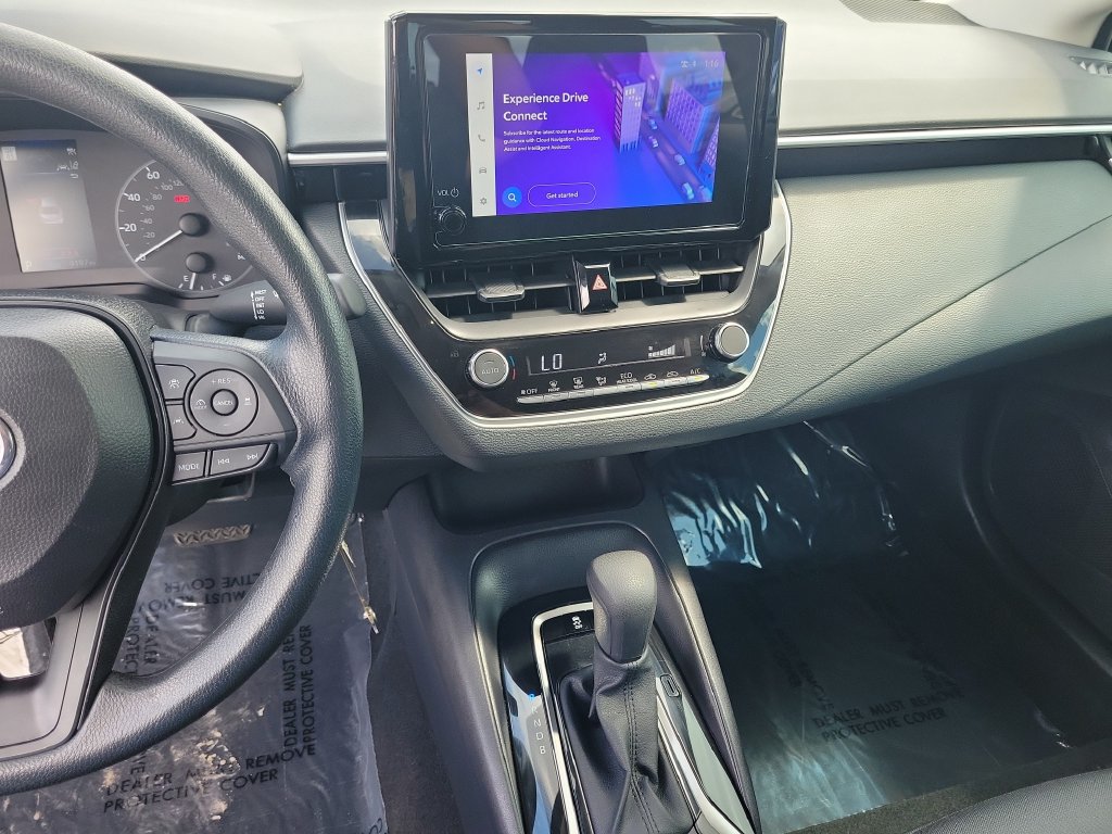 Used 2025 Toyota Corolla LE FWD image 19