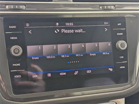 Used 2024 Volkswagen Tiguan SE image 21