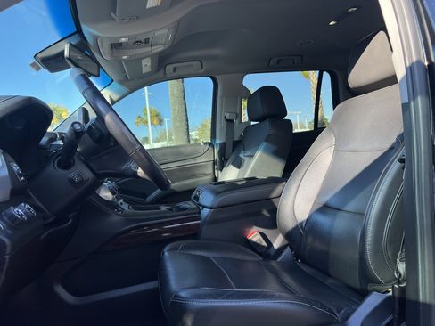 Used 2019 GMC Yukon SLT image 16