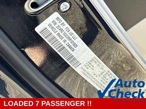 Used 2024 Chrysler Pacifica Limited FWD image 26