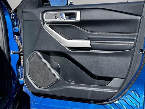 Used 2021 Ford Explorer Limited w/ Equipment Group 301A image 28