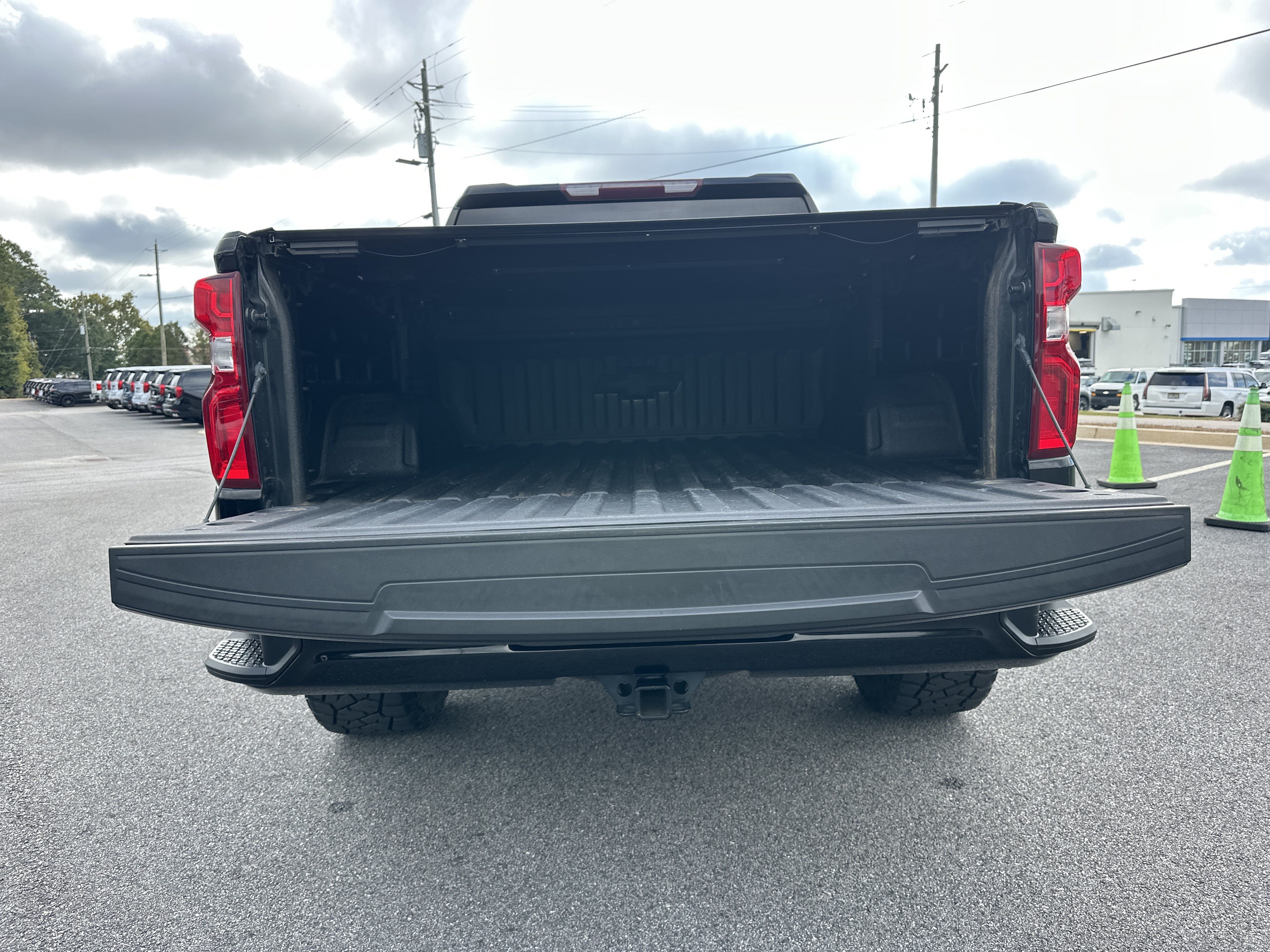 Used 2021 Chevrolet Silverado 1500 RST w/ Bed Protection Package AWD/4WD image 19