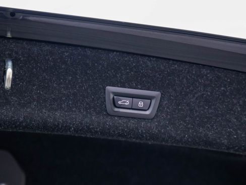 Certified 2025 BMW 330i xDrive Sedan w/ Premium Package image 27