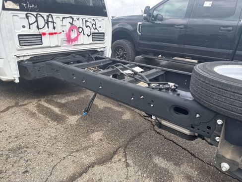 New 2023 Ford F450 XLT w/ XLT Value Package image 5
