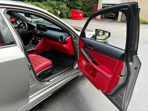 Used 2022 Lexus IS 350 F Sport AWD/4WD image 23