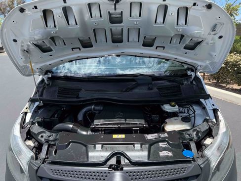 Used 2022 Mercedes-Benz Metris image 19