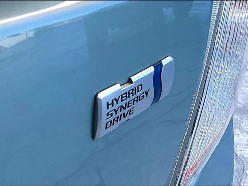 Used 2015 Toyota Prius Four image 23