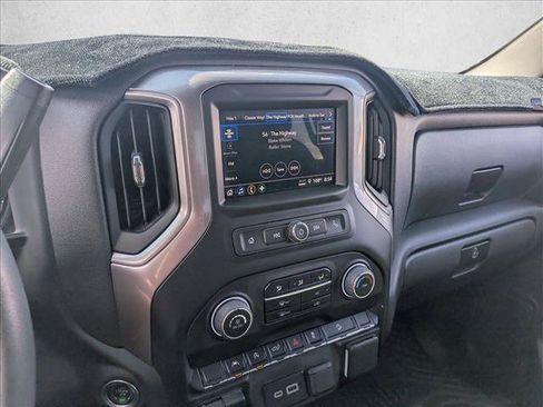 Used 2025 Chevrolet Silverado 1500 Custom Trail Boss AWD/4WD image 12