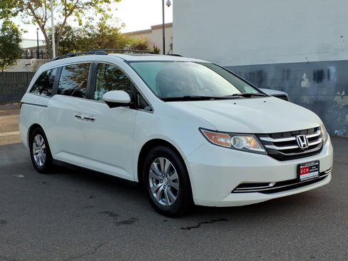 Used 2014 Honda Odyssey EX-L image 3