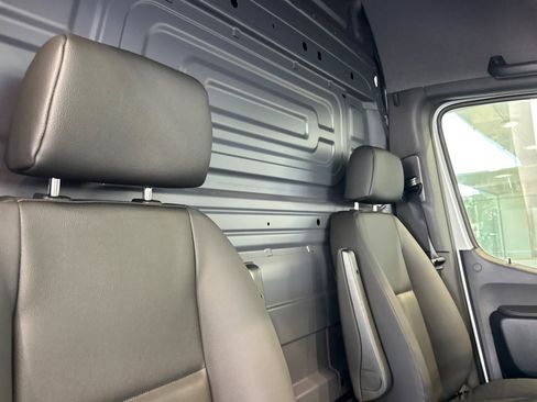 New 2025 Mercedes-Benz Sprinter 2500 image 16