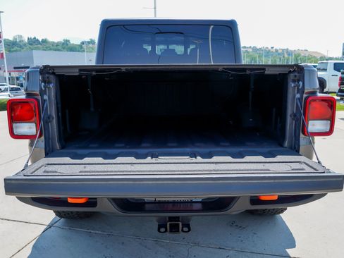 Used 2023 Jeep Gladiator Mojave w/ Trailer Tow Package AWD/4WD image 14