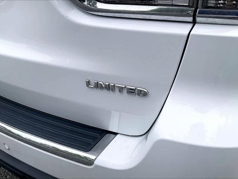 Used 2018 Jeep Grand Cherokee Limited w/ Luxury Group II AWD/4WD image 9