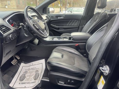 Used 2019 Ford Edge ST w/ Equipment Group 401A AWD/4WD image 12