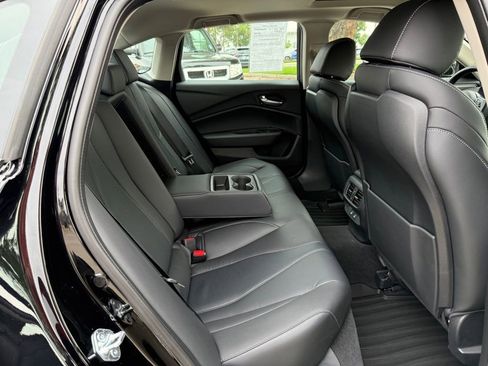 Certified 2025 Acura TLX w/ Technology Package image 22
