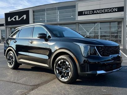 New 2025 Kia Sorento S