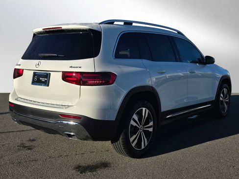 Used 2025 Mercedes-Benz GLB 250 GLB 250 image 4
