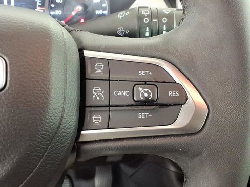 Used 2023 Jeep Compass Limited AWD/4WD image 19