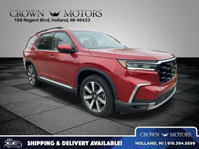 Used 2025 Honda Pilot Touring