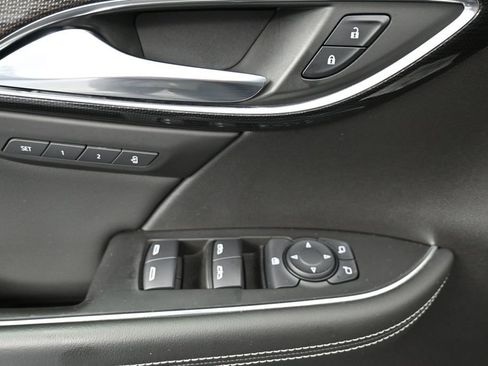 Used 2021 Buick Envision Essence w/ Sport Touring Package AWD/4WD image 27