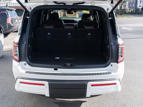 New 2026 Nissan Armada Platinum image 8