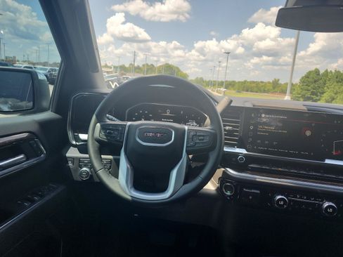 Certified 2026 GMC Sierra 1500 SLE AWD/4WD image 13