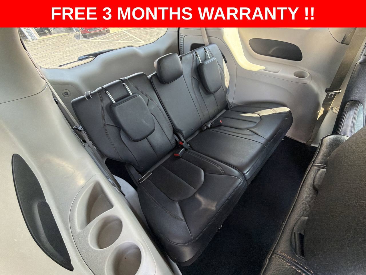 Used 2017 Chrysler Pacifica Touring-L FWD image 22