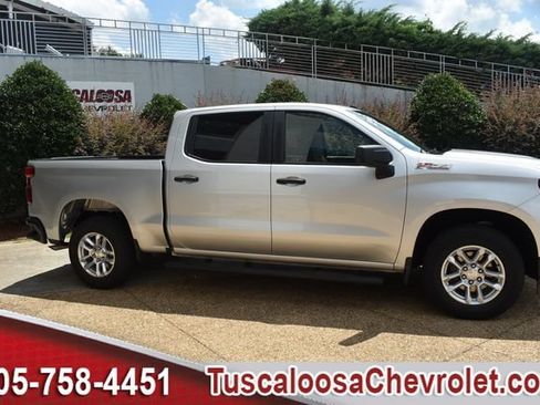 Certified 2022 Chevrolet Silverado 1500 W/T w/ WT Value Package AWD/4WD image 13