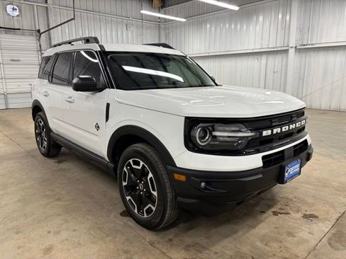 Used 2023 Ford Bronco Sport Outer Banks w/ Tech Package AWD/4WD image 1