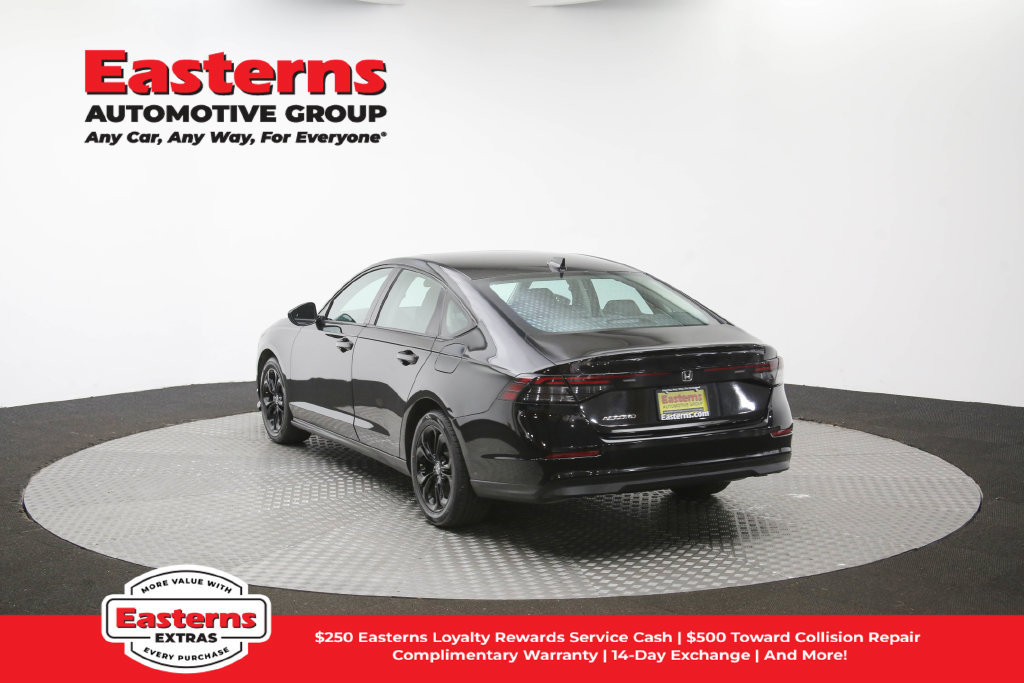 Used 2025 Honda Accord SE image 60