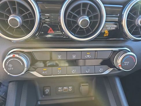 New 2025 Nissan Sentra SV image 24