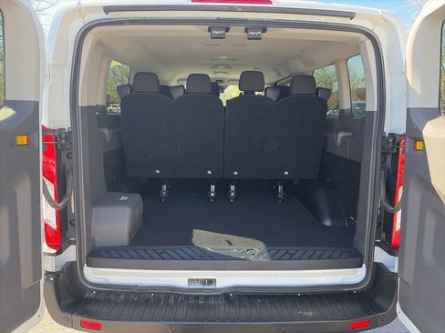 Used 2024 Ford Transit 350 XLT image 6