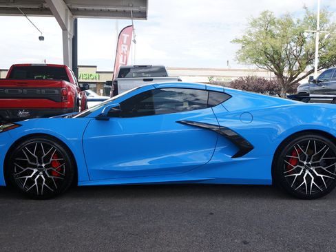 Used 2023 Chevrolet Corvette Stingray Coupe w/ Z51 Performance Package image 6