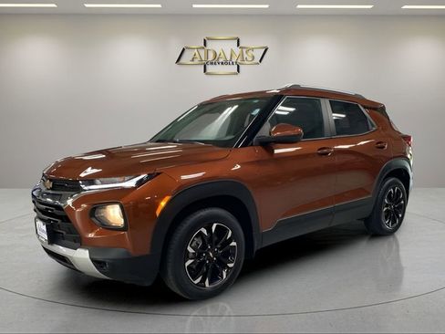 Certified 2021 Chevrolet TrailBlazer LT w/ Convenience Package AWD/4WD image 1
