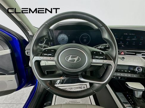 Used 2024 Hyundai Elantra Limited FWD image 15