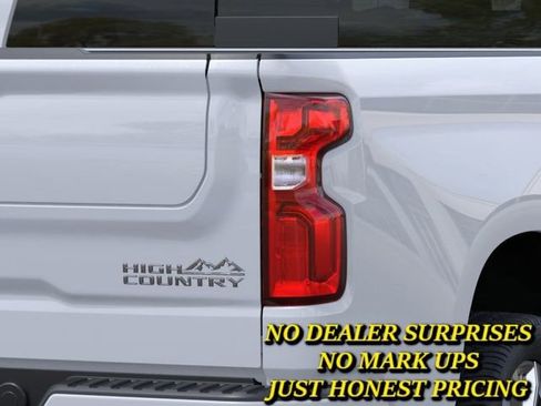 New 2026 Chevrolet Silverado 1500 High Country AWD/4WD image 11