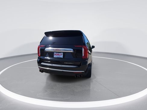 Used 2023 GMC Yukon XL Denali AWD/4WD image 2