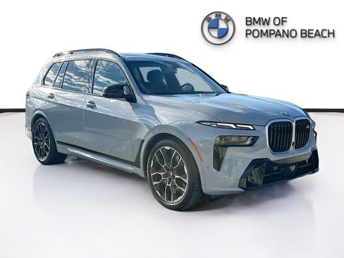 Used 2025 BMW X7 M60i w/ Executive Package image 1
