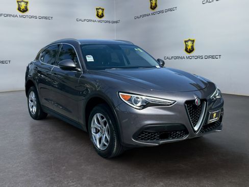 Used 2019 Alfa Romeo Stelvio RWD image 7