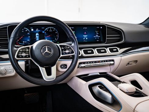 Certified 2023 Mercedes-Benz GLE 450 4MATIC image 4