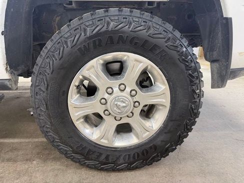 Used 2023 RAM 3500 Big Horn w/ Level 1 Equipment Group AWD/4WD image 25