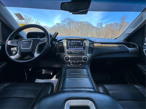 Used 2017 GMC Yukon Denali w/ Open Road Package image 27