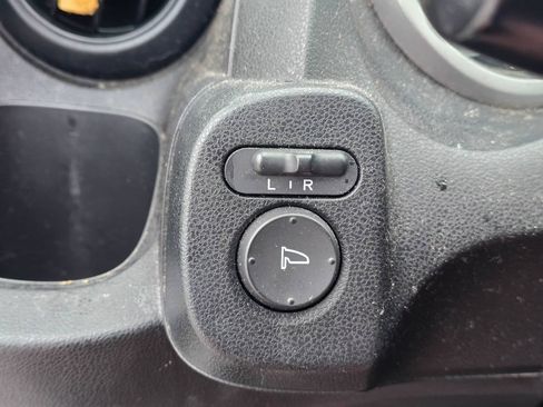 Used 2013 Honda Fit image 24