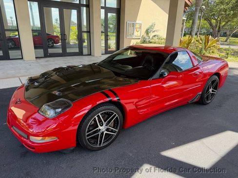 Used 1999 Chevrolet Corvette Coupe w/ Performance Handling Pkg RWD image 51