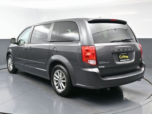 Used 2017 Dodge Grand Caravan SE image 7