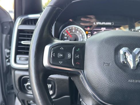 Used 2024 RAM 1500 Laramie image 18
