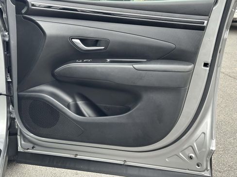 Used 2023 Hyundai Tucson SE image 26