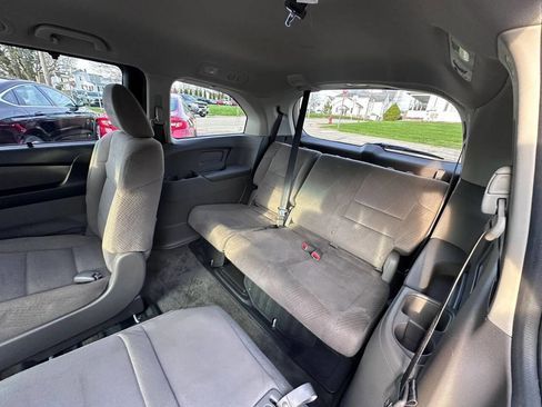 Used 2014 Honda Odyssey EX image 12