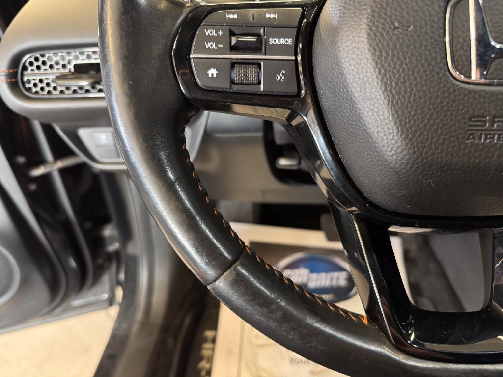 Used 2023 Honda HR-V Sport image 11