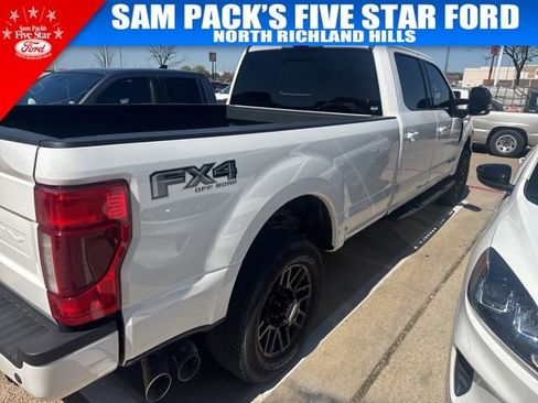 Certified 2022 Ford F250 Lariat w/ Black Appearance Package image 7