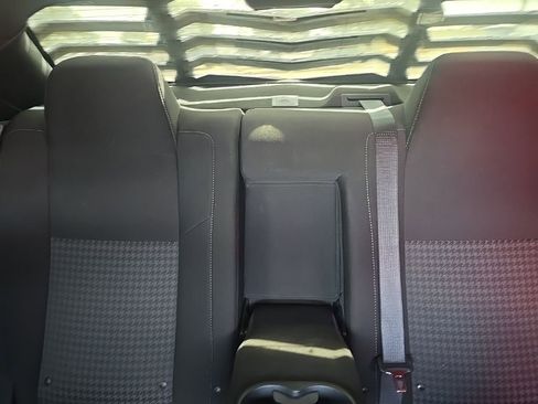 Used 2022 Dodge Challenger R/T image 10